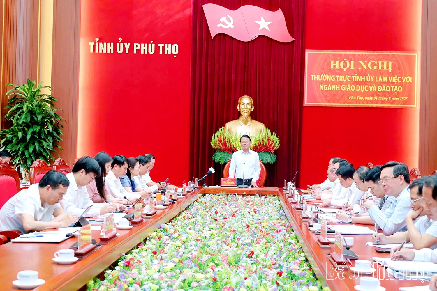 Thường trực Tỉnh ủy làm việc với Sở Giáo dục và Đào tạo