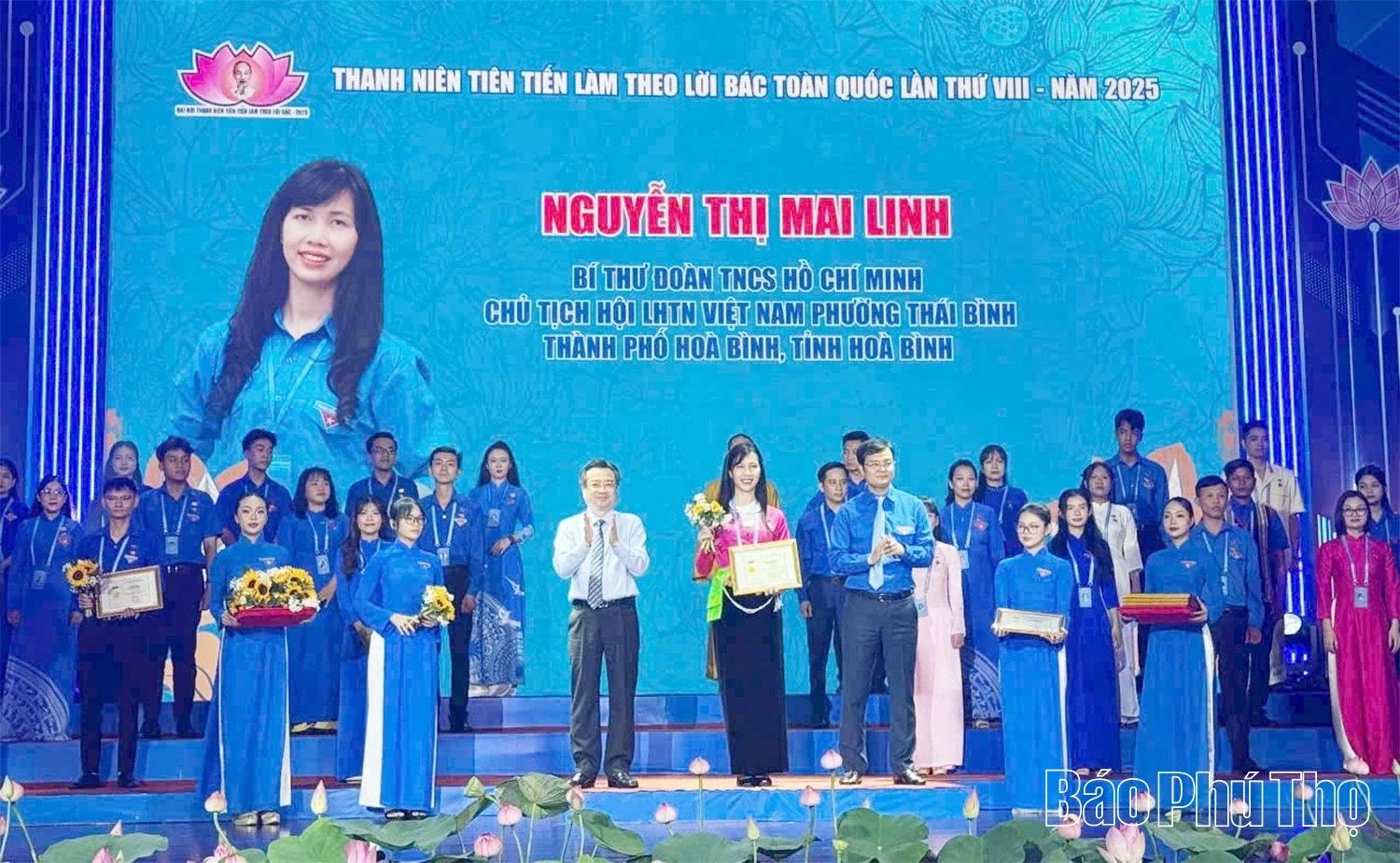 Nữ cán bộ Đoàn điển hình học tập và làm theo Bác