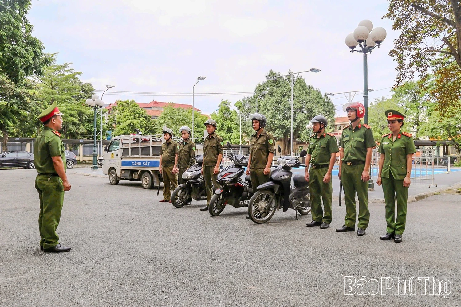 Công an xã Yên Lạc đảm bảo an ninh trật tự sau sáp nhập