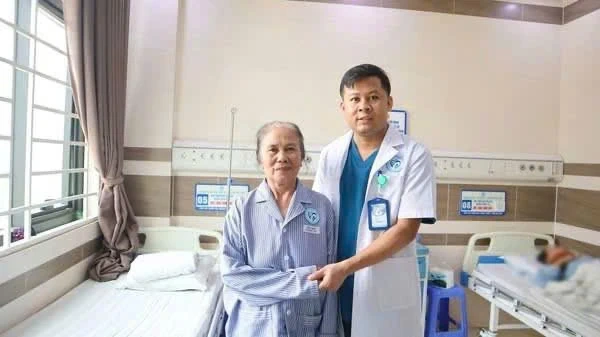 Bơm cement sinh học - giải pháp giúp cố định nhanh thân đốt sống bị tổn thương