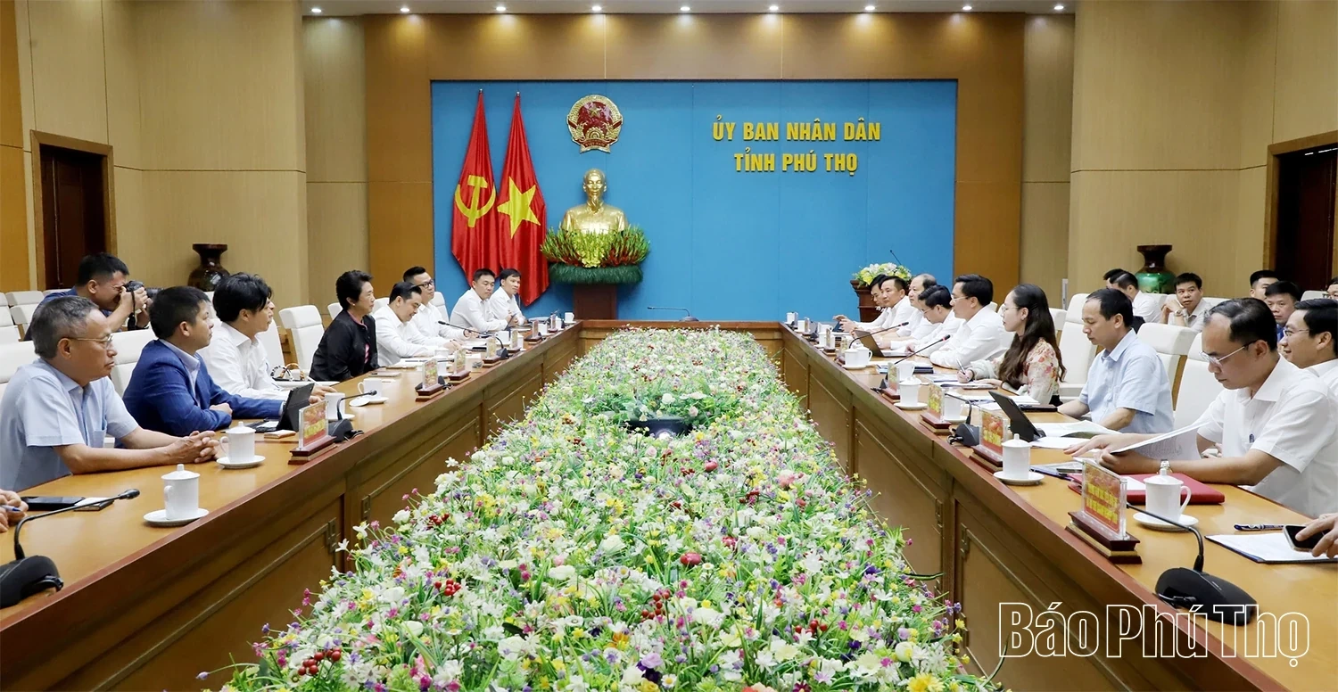 Chairman of the Phu Tho Provincial People’s Committee Holds Working Session with Amata Group Delegation