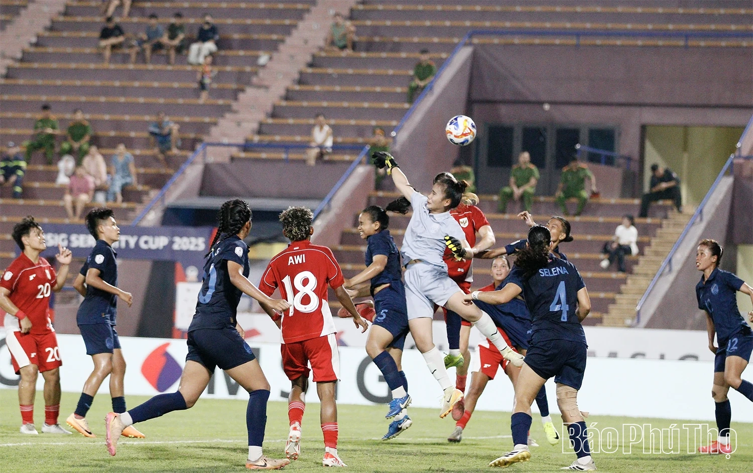 Đội tuyển nữ Indonesia và nữ Campuchia chia điểm trên sân Việt Trì