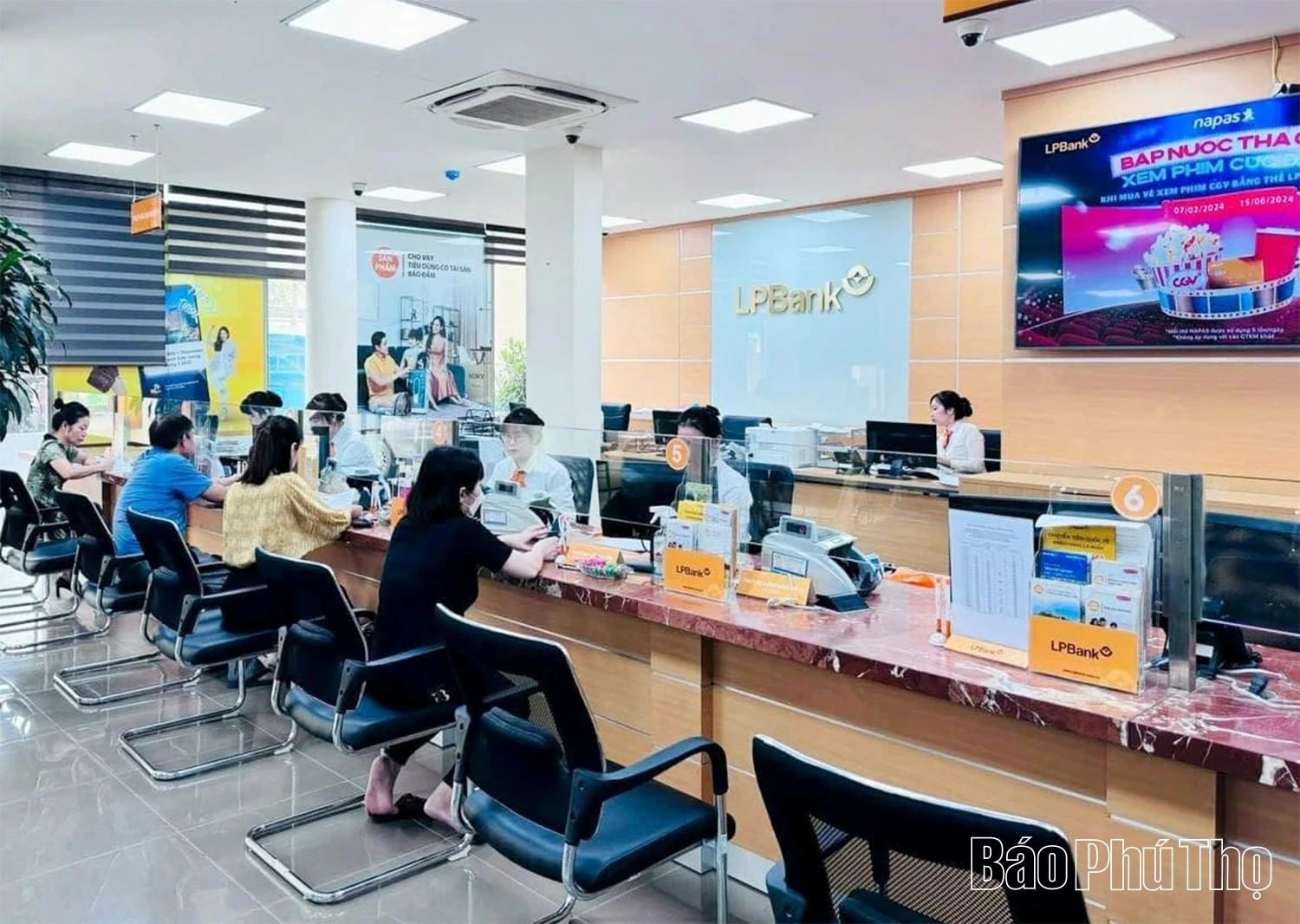 “Bứt tốc” chuyển đổi số: Mở ra bước chuyển từ “xã hội số” đến “công dân số”