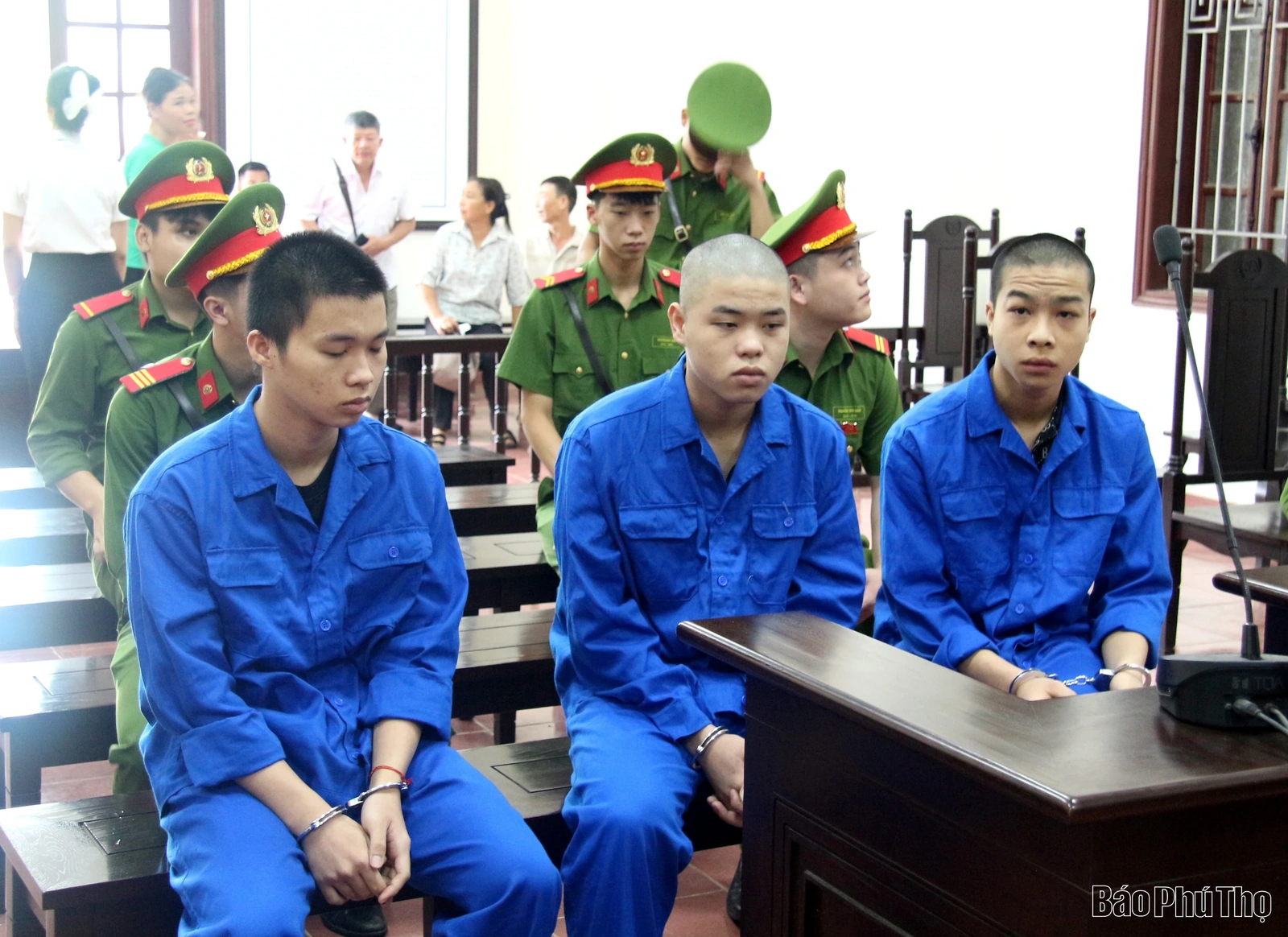 Cướp biển số xe, 3 thanh niên nhận 60 tháng tù