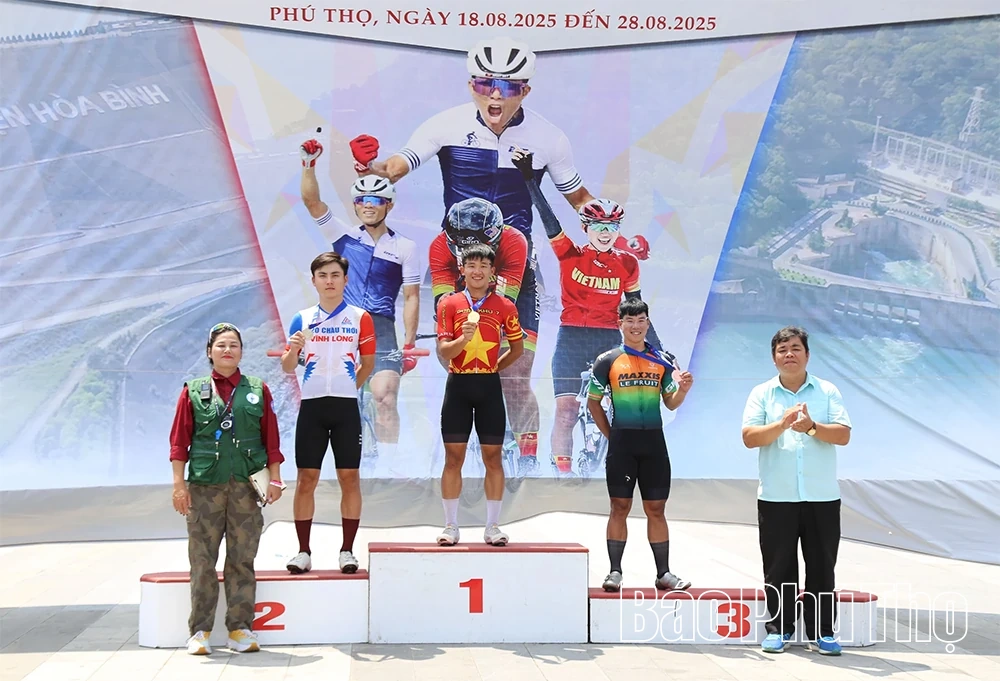 Nội dung Vô địch Xe đạp đường trường trẻ Quốc gia 2025 khởi đầu ấn tượng