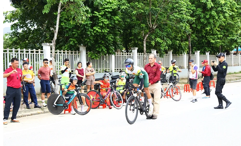 Đoàn Phú Thọ tiếp tục giành 1 Huy chương Bạc