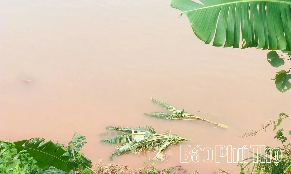 Sạt lở tại xã Tu Vũ đang diễn biến phức tạp