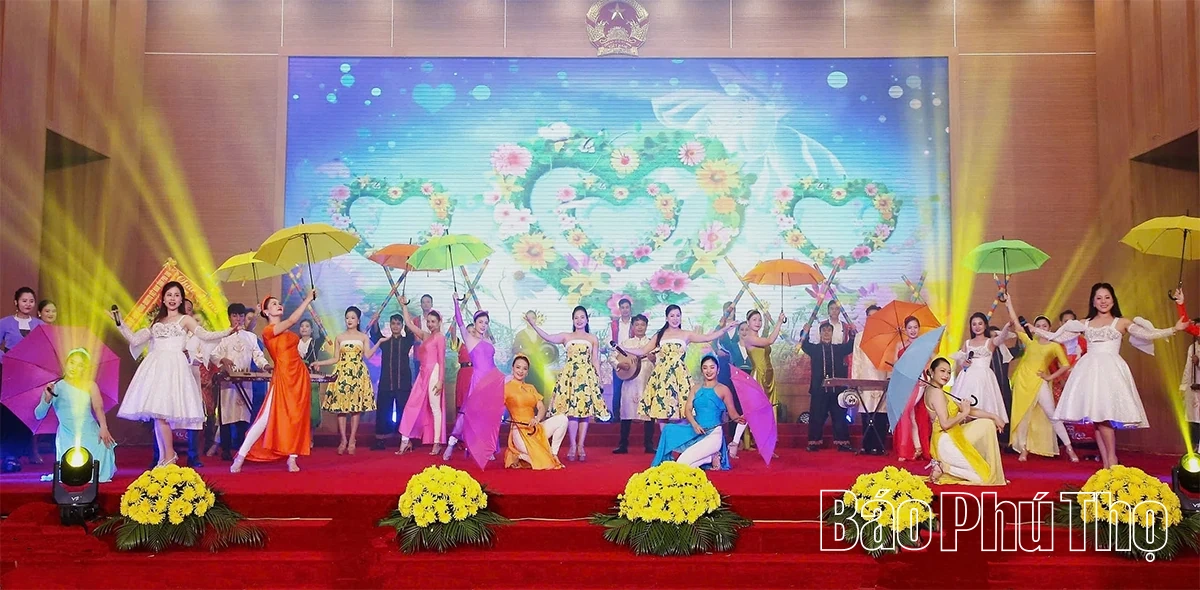 Lễ Kỷ niệm 80 năm ngày truyền thống các cơ quan chính quyền