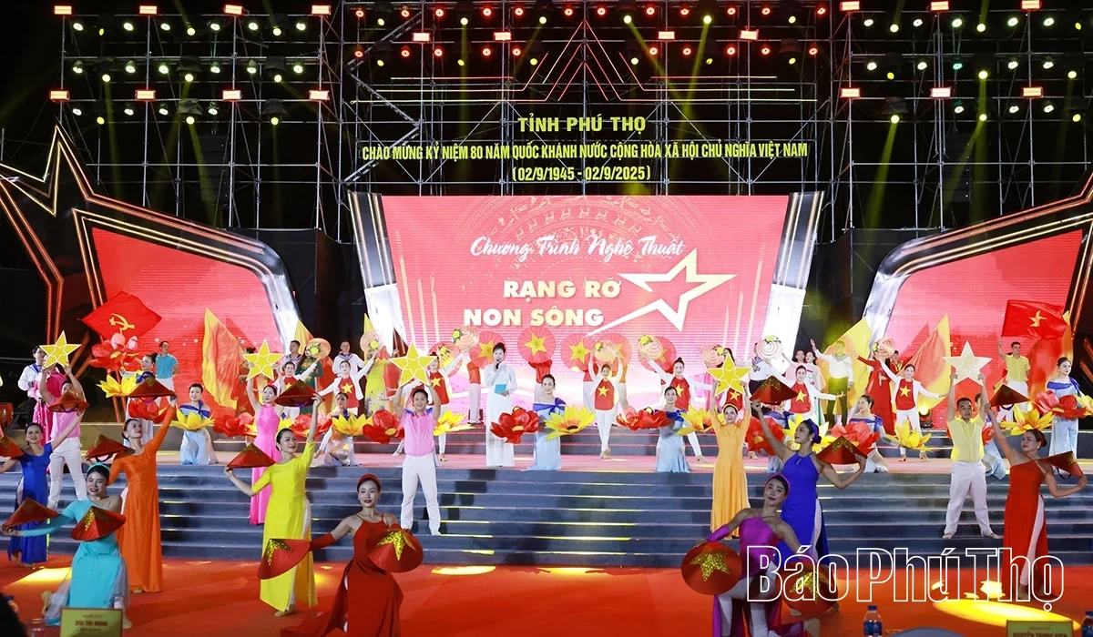 Chương trình nghệ thuật “Rạng rỡ non sông”