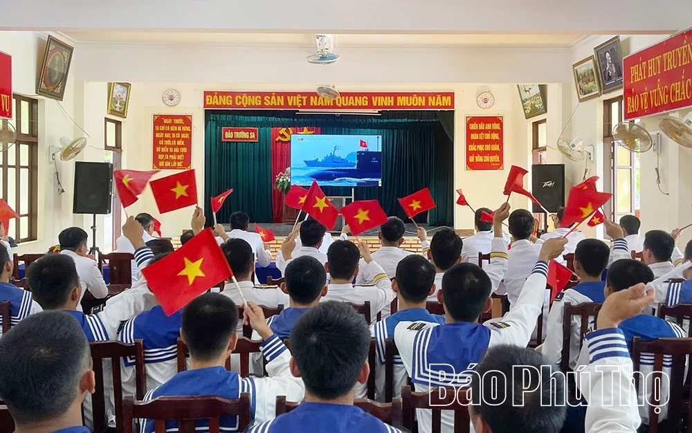 Trường Sa, hòa chung niềm vui Quốc khánh cùng cả nước