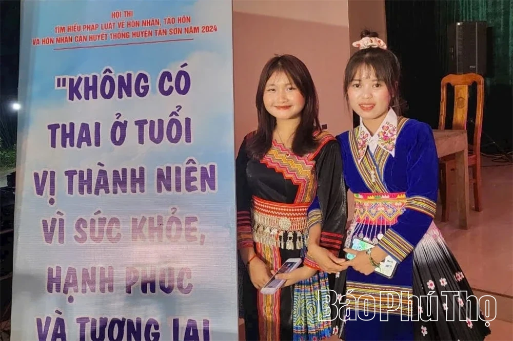 Lời ru buồn dưới chân núi Củm Cò