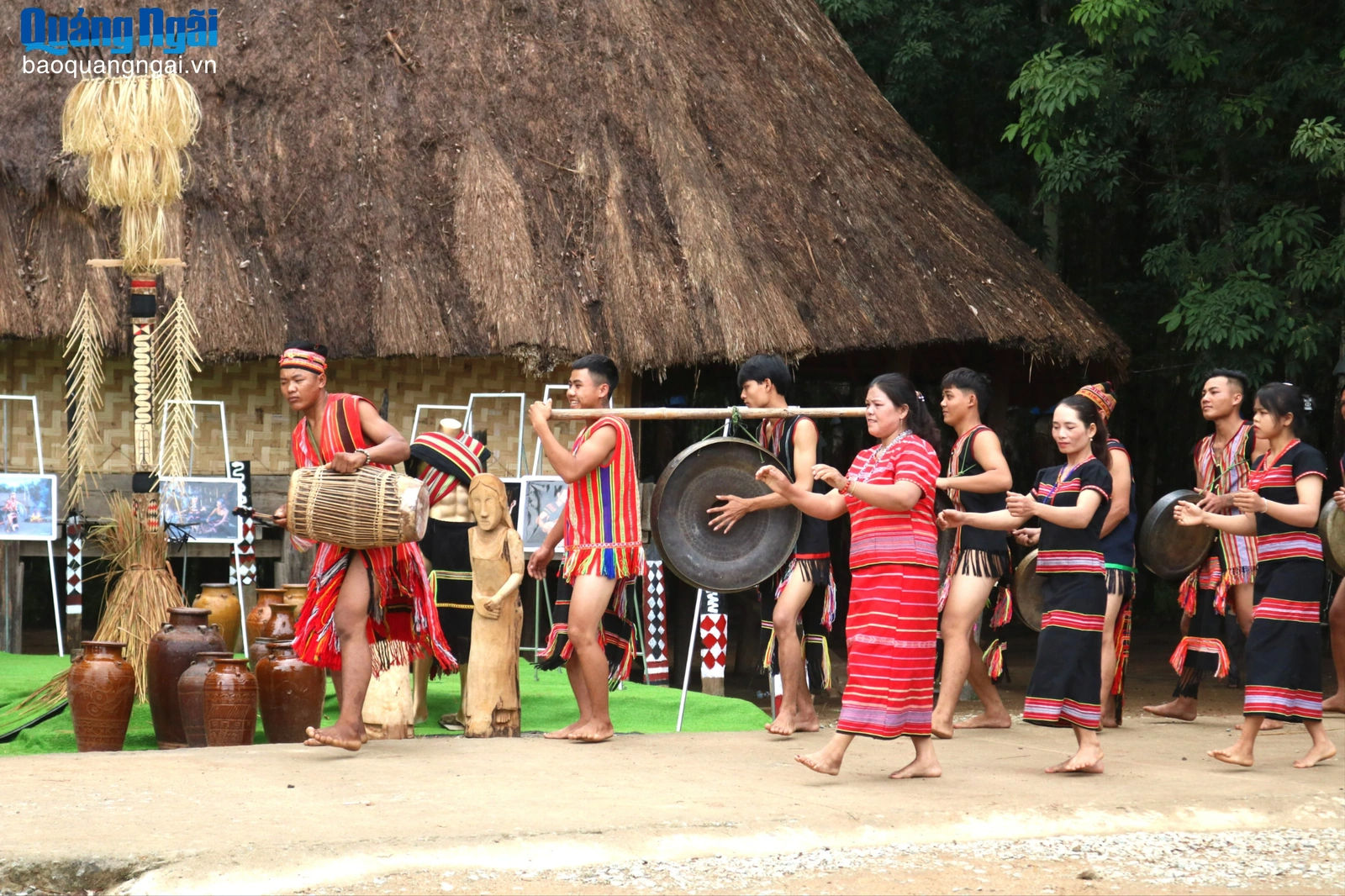 “Hồi sinh” văn hóa từ du lịch cộng đồng