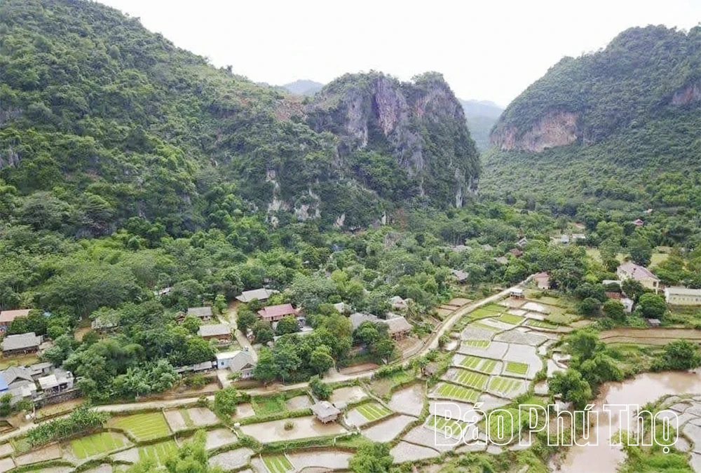 Đảng bộ xã Bao La: Đưa Nghị quyết Đại hội vào cuộc sống