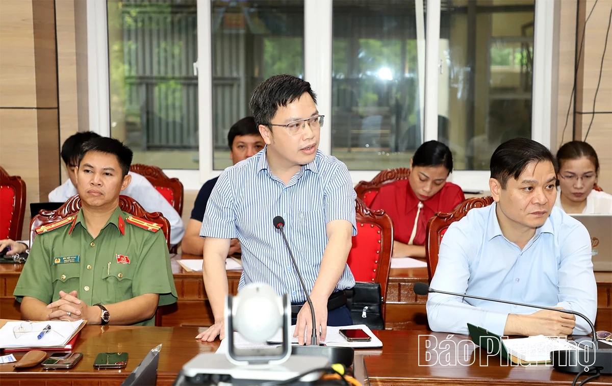 Chủ tịch UBND tỉnh Trần Duy Đông tiếp công dân định kỳ tháng 9