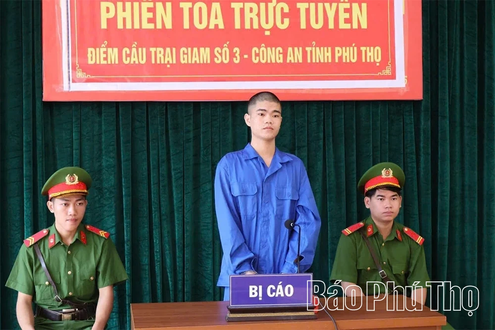 Hai phiên tòa trực tuyến đầu tiên tại Trại Tạm giam số 3 sau khi sáp nhập