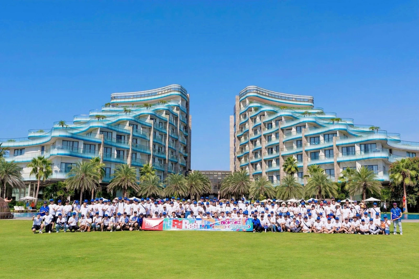 DANAGO giữ vững ngôi vương du lịch Đà Nẵng 2025