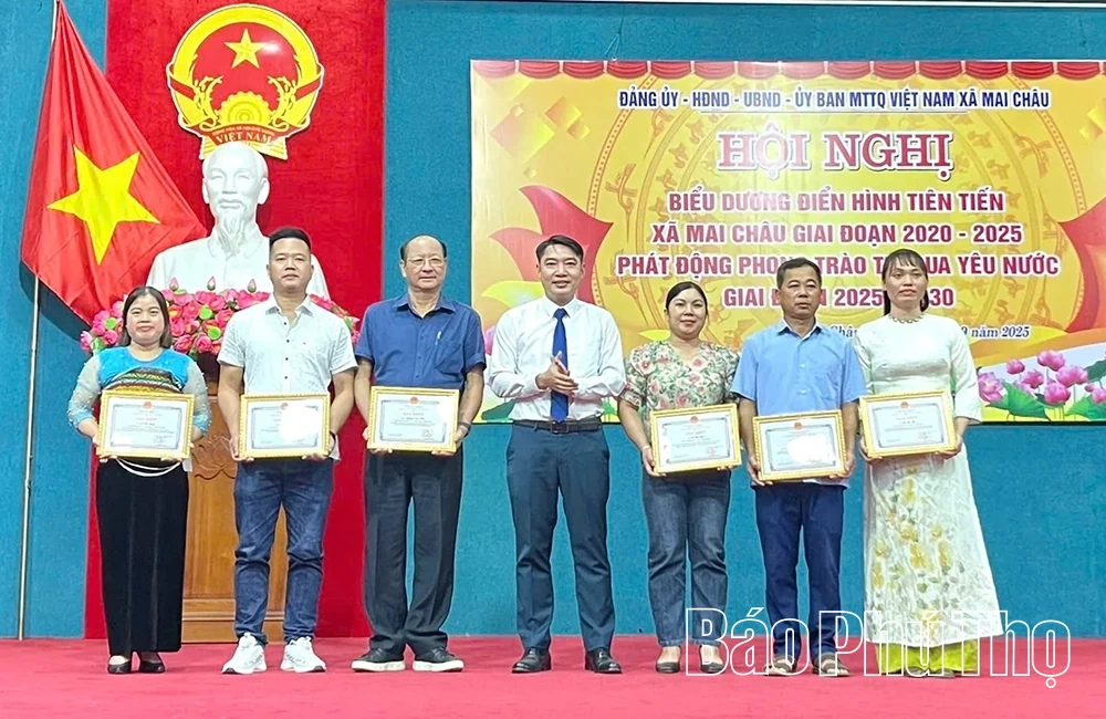 Xã Mai Châu biểu dương 16 tập thể, cá nhân điển hình tiên tiến giai đoạn 2020 - 2025