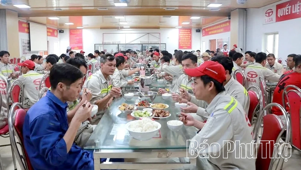 Trên 429 nghìn lượt đoàn viên, người lao động tham gia “Bữa cơm Công đoàn”