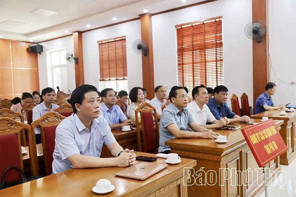 Đảng uỷ các cơ quan Đảng tỉnh quán triệt 4 Nghị quyết của Bộ Chính trị