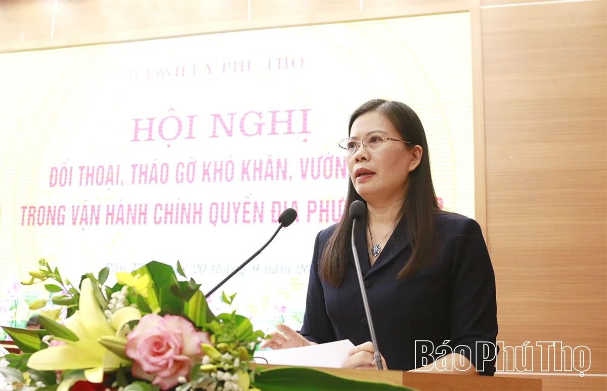 Đối thoại, tháo gỡ khó khăn, vướng mắc trong vận hành chính quyền địa phương 2 cấp