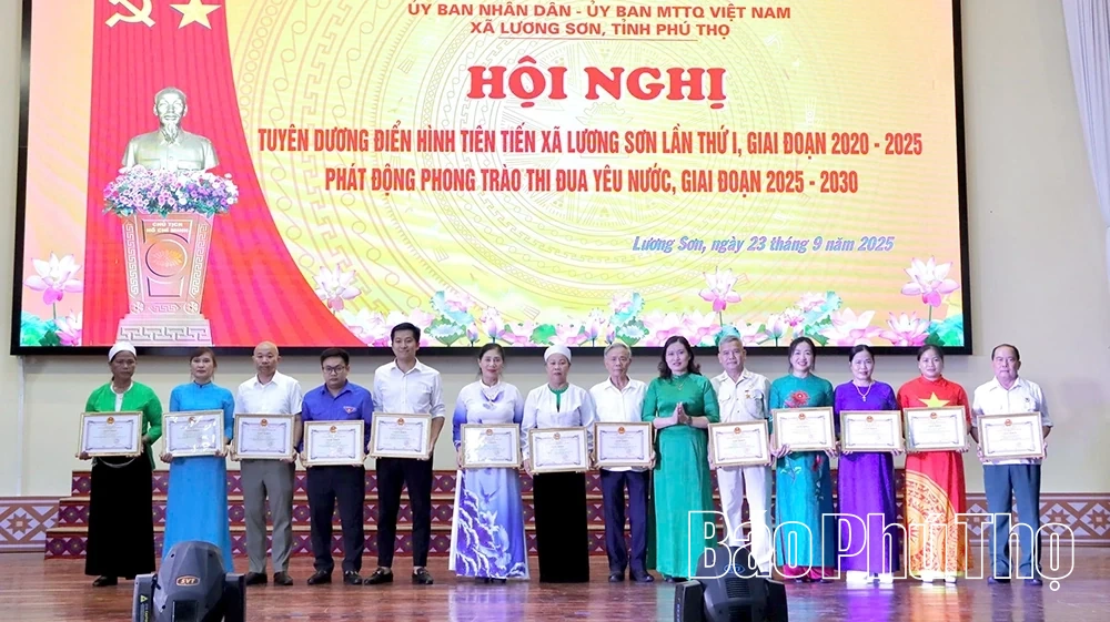 Hội nghị điển hình tiên tiến Lương Sơn: Lan tỏa tinh thần đổi mới, dựng xây quê hương