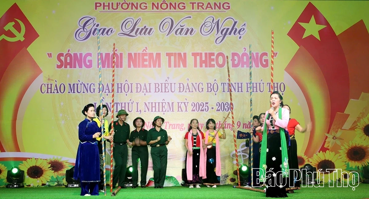Giao lưu văn nghệ “Sáng mãi niềm tin theo Đảng”