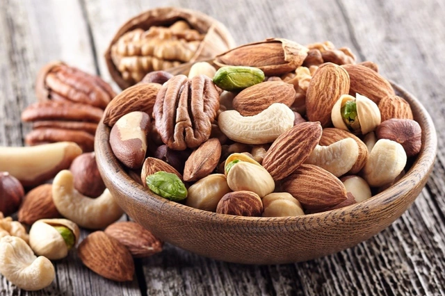 12 loại thực phẩm giàu calo giúp tăng cân tự nhiên- Ảnh 1. 12 loại thực phẩm giàu calo giúp tăng cân tự nhiên