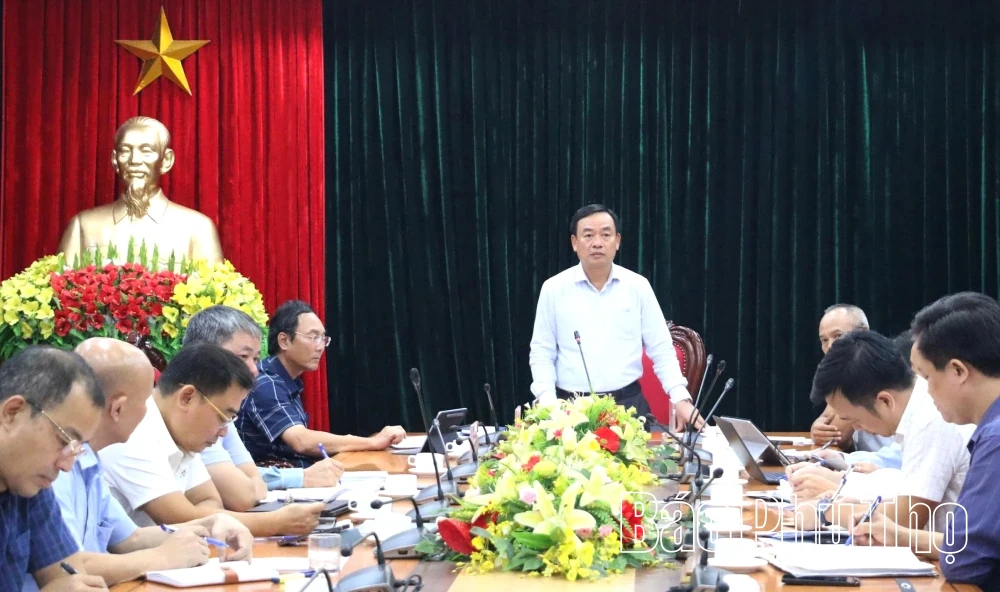 Giao ban tiến độ các dự án khu vực Hòa Bình