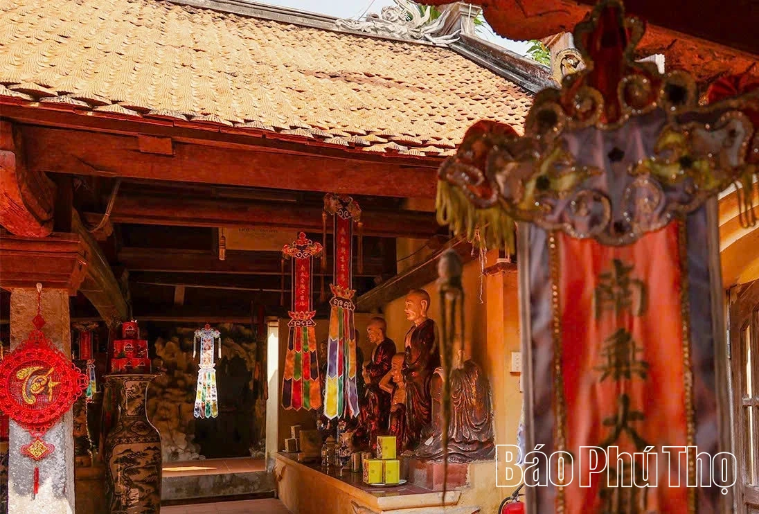 Chùa cổ hơn 300 năm tuổi đang lưu giữ nhiều hiện vật quý