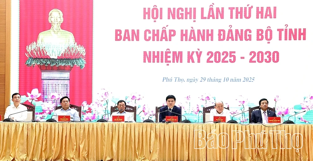 Hội nghị lần thứ Hai Ban chấp hành Đảng bộ tỉnh