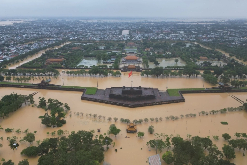 35 kỷ lục mưa bị phá vỡ trong tháng 10