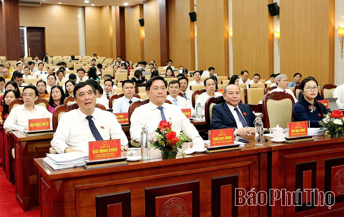 Kỳ họp chuyên đề thứ Ba - HĐND tỉnh khóa XIX: Thảo luận và thông qua 28 nghị quyết