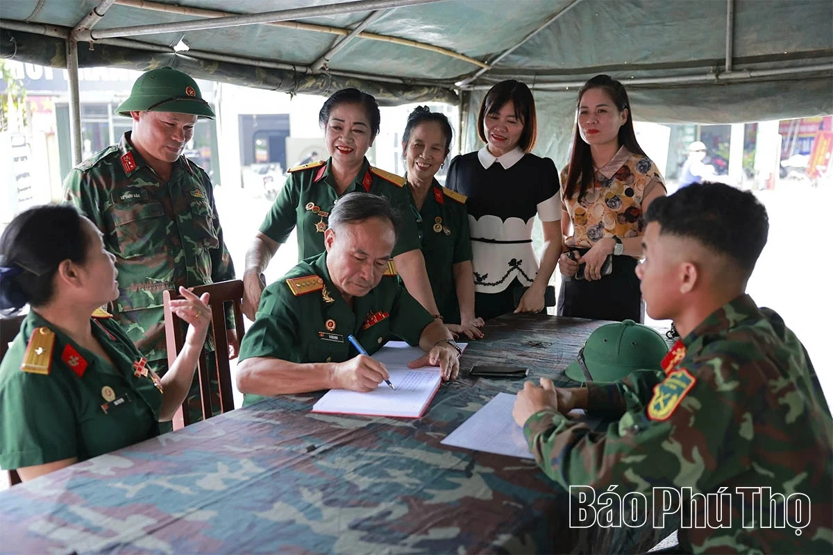 Cây cầu lòng tin