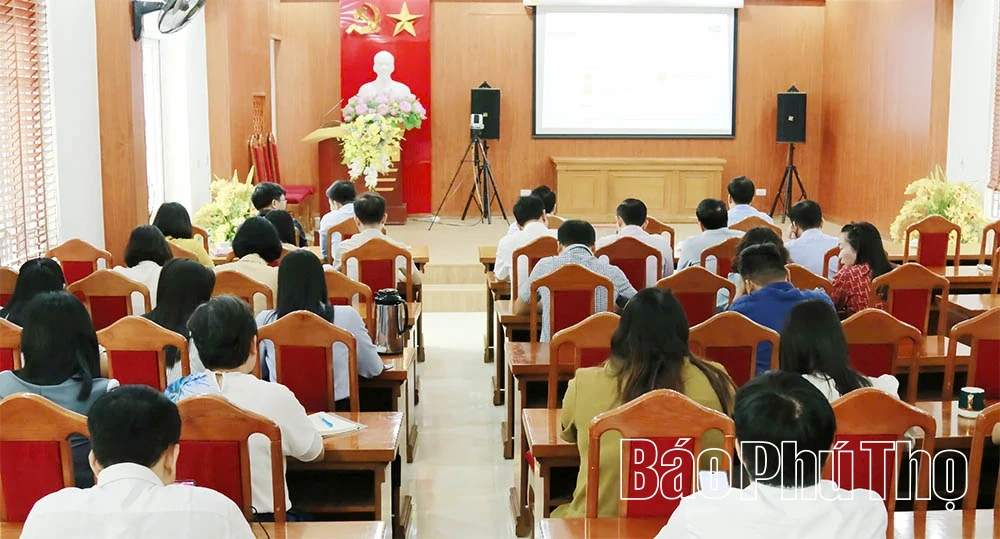 Đảng ủy các cơ quan Đảng tỉnh: Tập huấn ứng dụng Sổ tay đảng viên điện tử