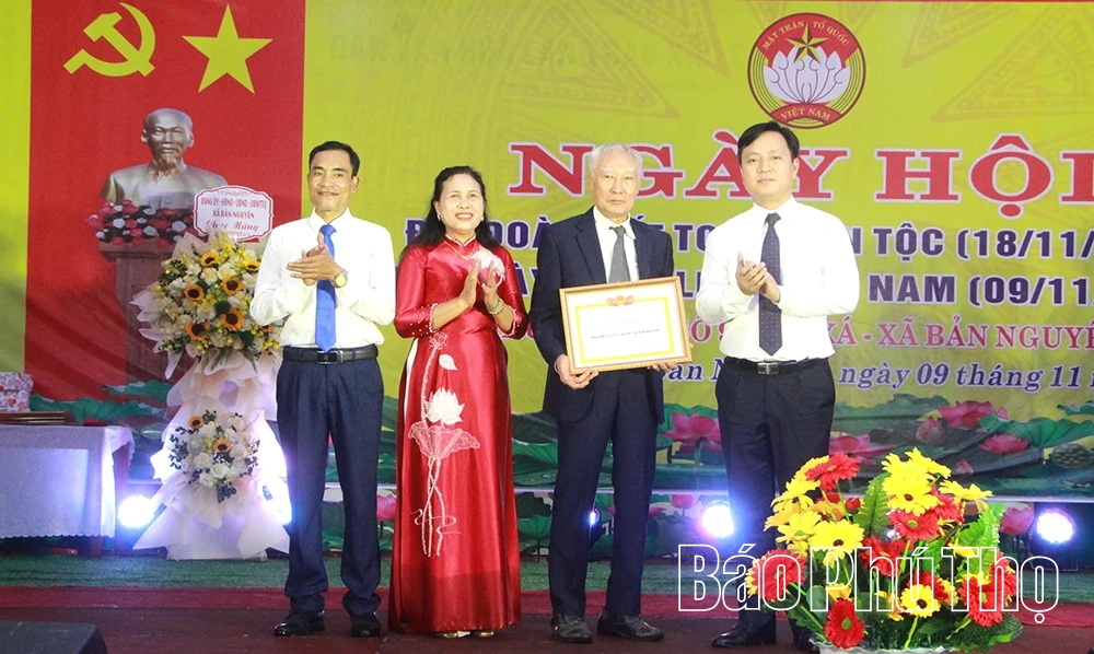 Ngày hội Đại đoàn kết toàn dân tộc khu dân cư số 9, xã Bản Nguyên