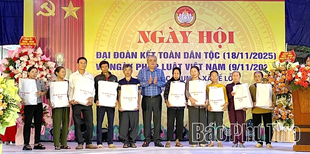 Ngày Hội Đại đoàn kết toàn dân tại thôn Lạc Trung, xã Tề Lỗ