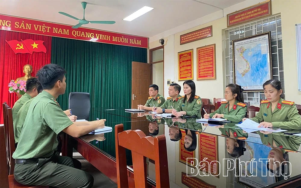 Chủ động, toàn diện trong quản lý cư trú, hoạt động của người nước ngoài