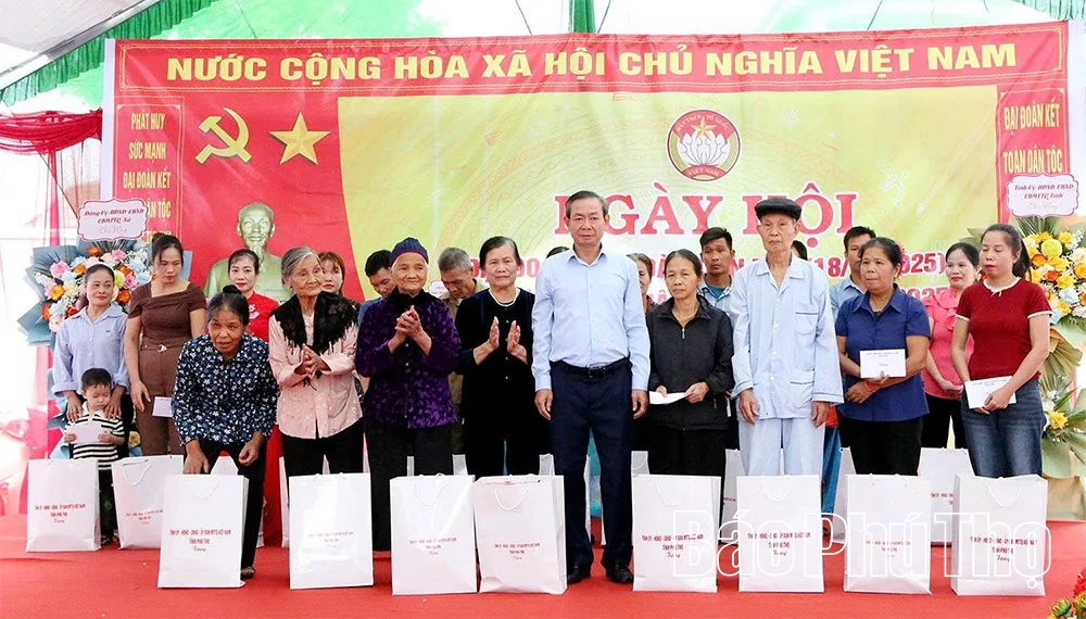 Ngày hội Đại đoàn kết toàn dân tộc tại khu 5 Yên Kiện