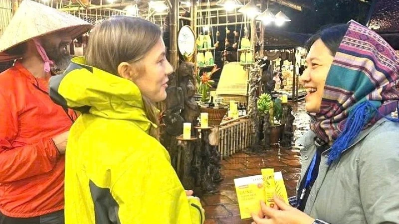 Khách quốc tế đến Việt Nam tăng đột biến trong tháng 10 năm nay