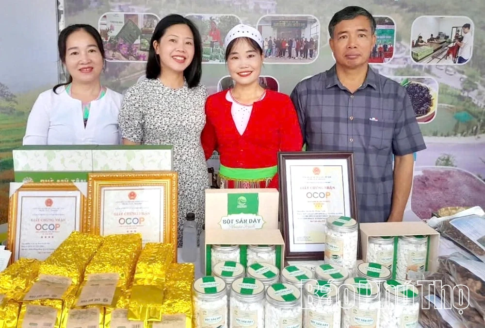 Mát lành bột sắn dây Nhuận Trạch