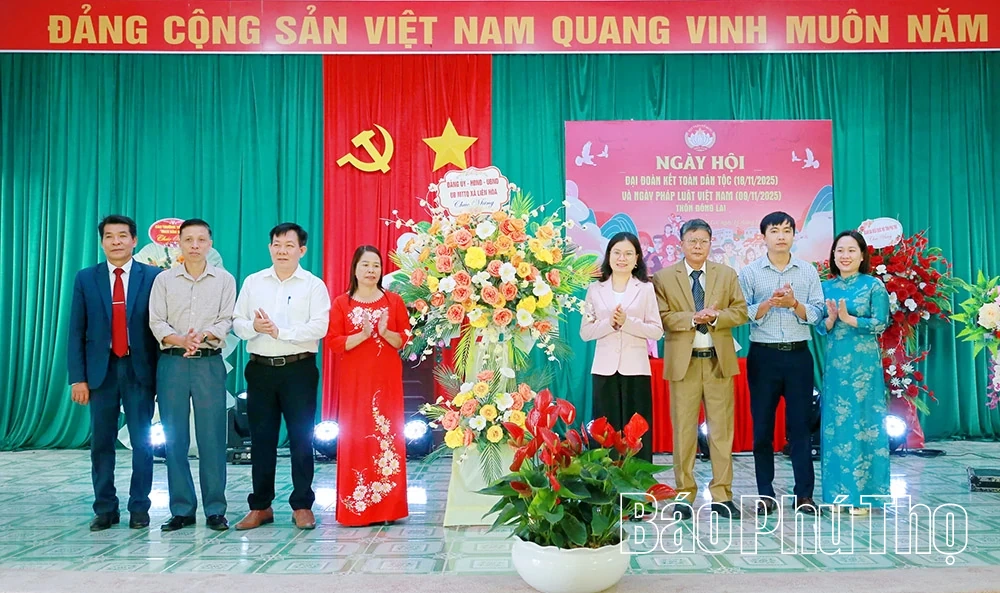 Ngày hội Đại đoàn kết toàn dân tộc thôn Đông Lai, xã Liên Hoà