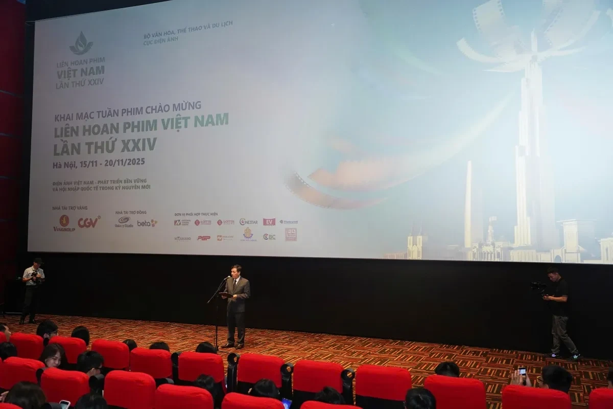 Mùi cỏ cháy khai mạc Tuần phim chào mừng LHP Việt Nam XXIV