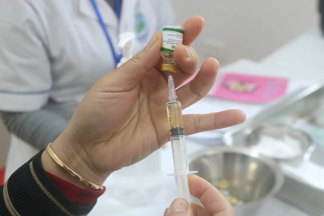 Vắc xin ngừa ung thư do HPV sẽ tiêm miễn phí cho trẻ nhỏ