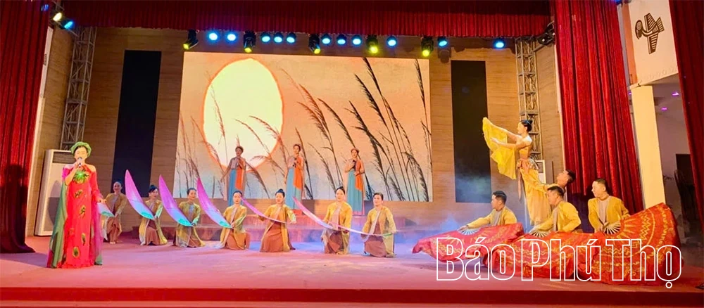 Tổng duyệt chương trình tham gia Liên hoan nghệ thuật quần chúng Khu dân cư toàn quốc năm 2025