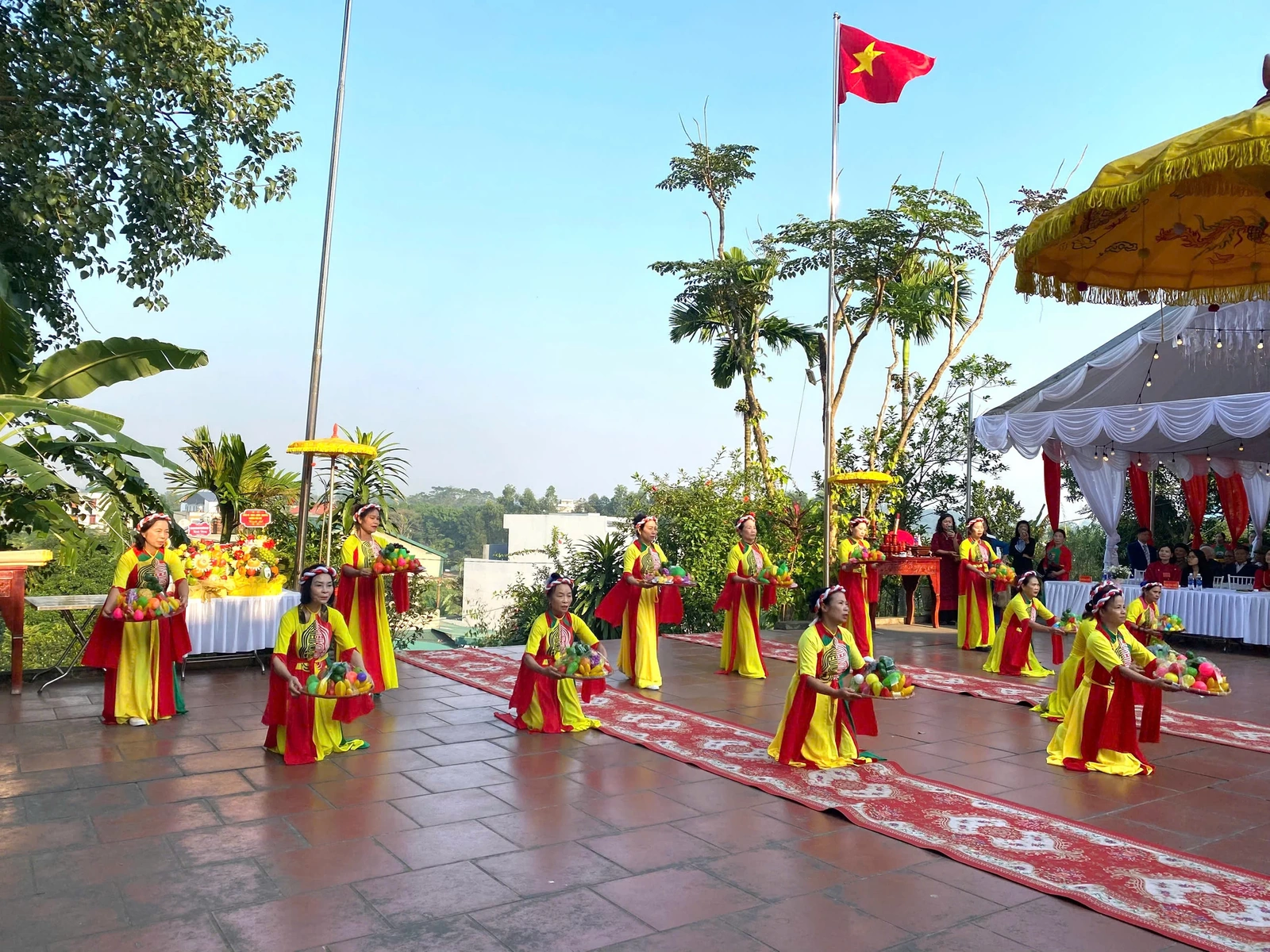 Lễ hội truyền thống và đón Bằng xếp hạng Di tích lịch sử văn hóa cấp tỉnh Đình San Mai