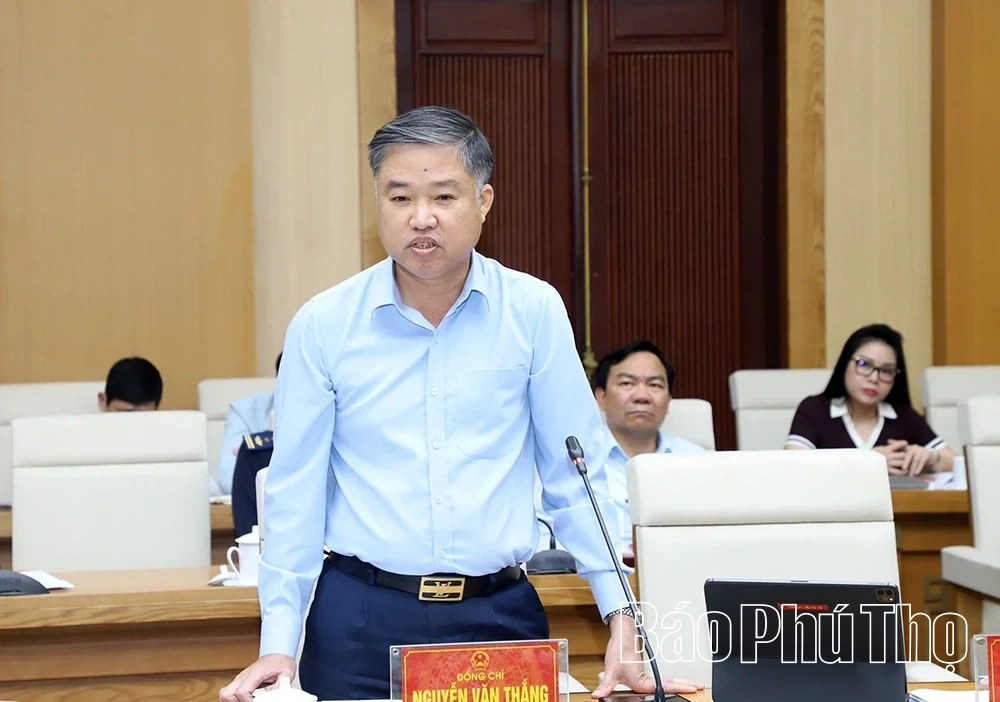 UBND tỉnh họp chuyên đề lĩnh vực tài chính - ngân sách