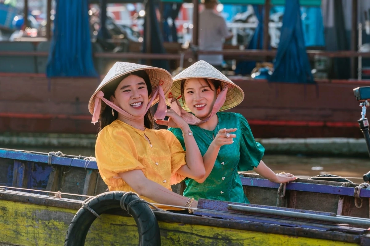 Con Cò Đây - hiện tượng số gắn với hình ảnh bà thím