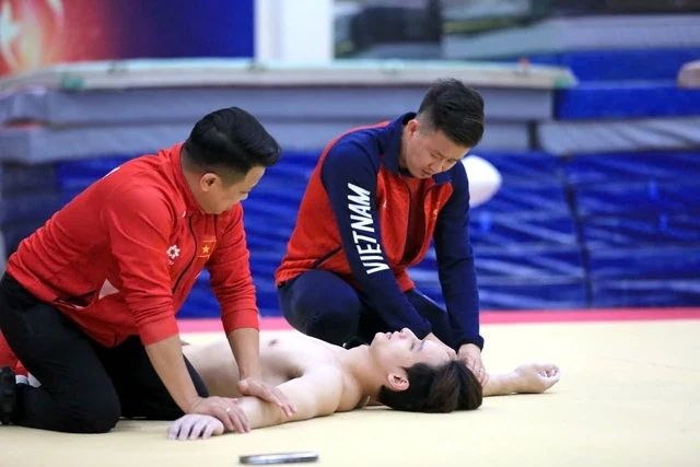 Hot boy thể dục dụng cụ và giấc mơ vàng SEA Games 33: Khi bị Thái Lan làm khó