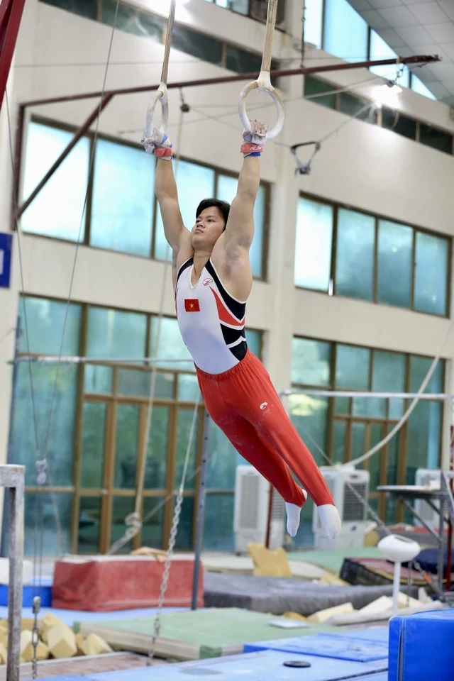 Hot boy thể dục dụng cụ và giấc mơ vàng SEA Games 33: Khi bị Thái Lan làm khó