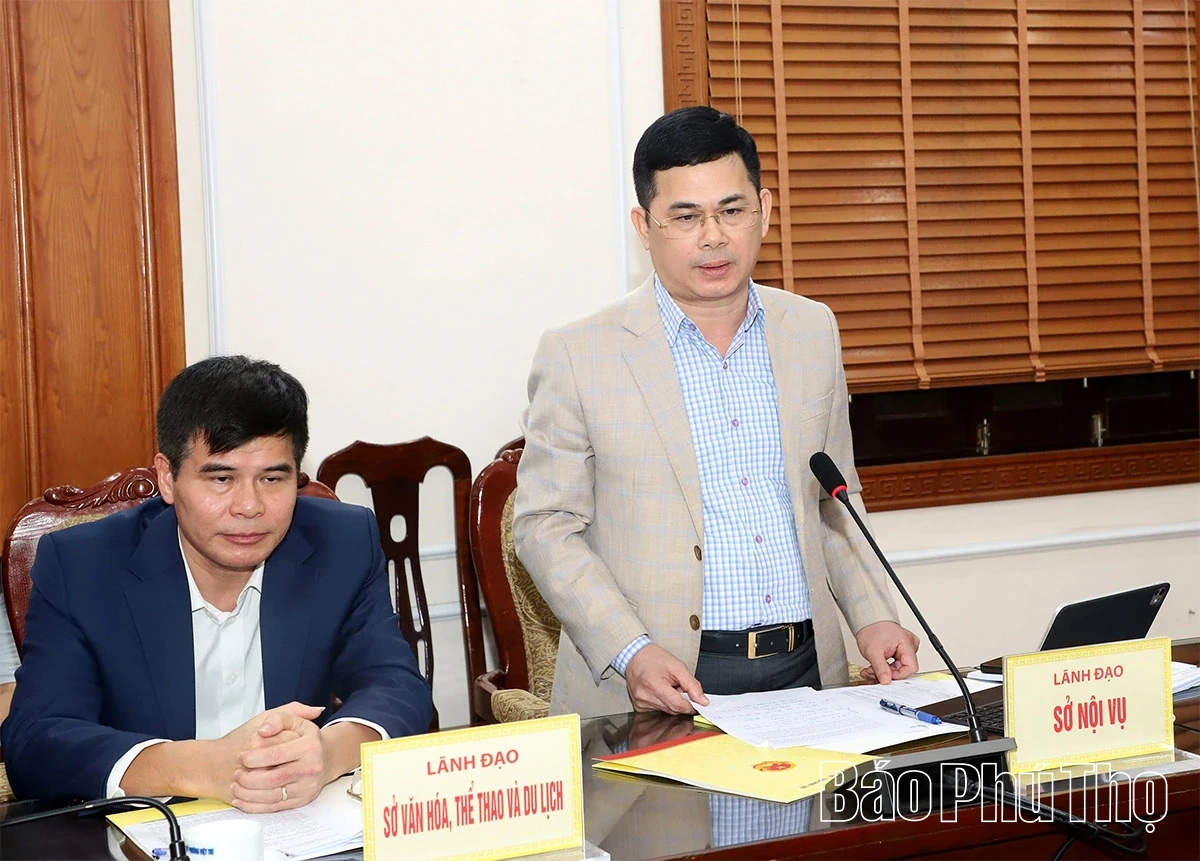 Chủ tịch UBND tỉnh Trần Duy Đông thăm và làm việc với phường Việt Trì